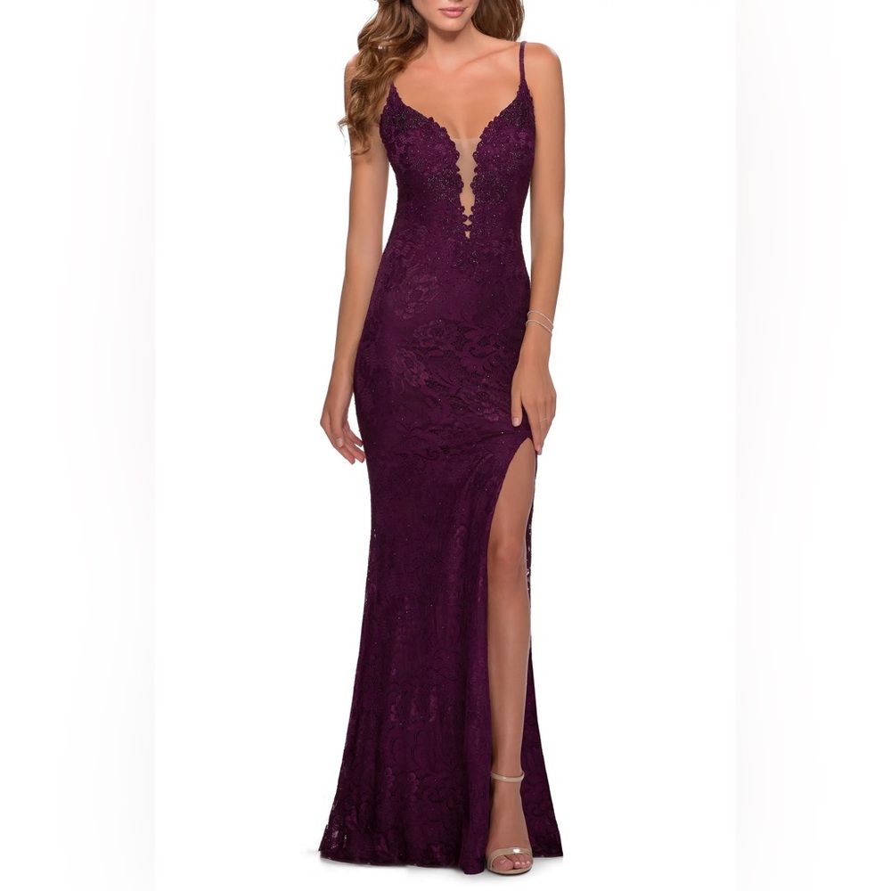La Femme - 28556 Beaded Lace Plunging V-Neck Sheath Dress